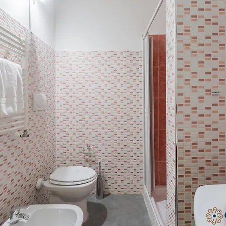 Le Antiche Mura By Apulia * Bari