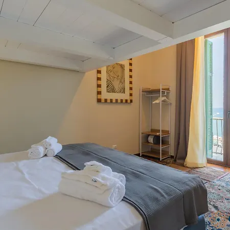 Le Antiche Mura By Apulia *